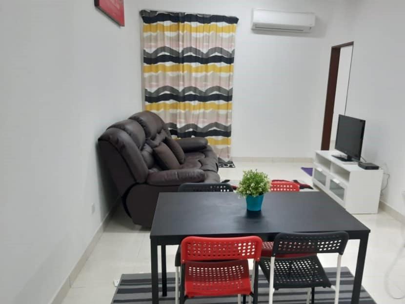 Afnan Homestay At Semenyih, Ascotte Boulevard Exteriör bild
