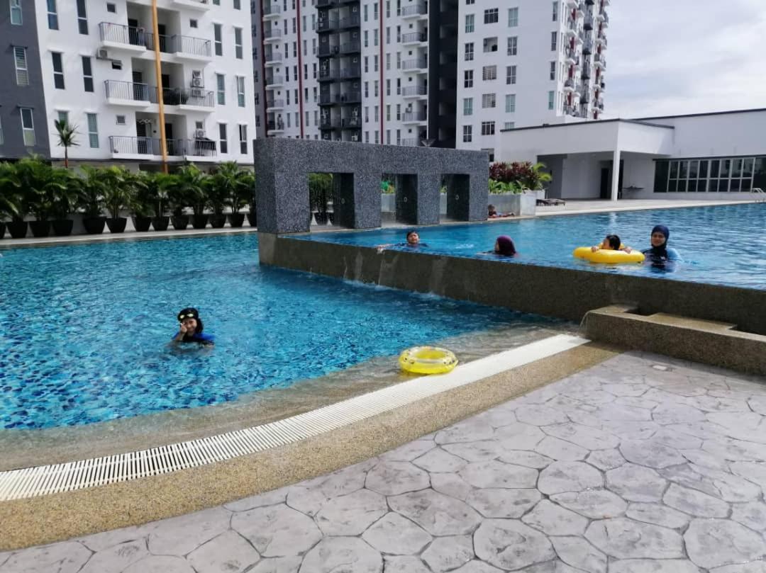 Afnan Homestay At Semenyih, Ascotte Boulevard Exteriör bild